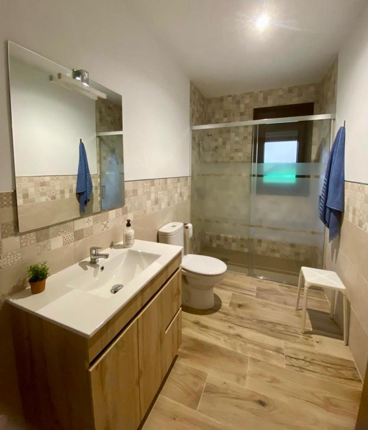 Apartament El Hondon Del Lugar Hoyos Zewnętrze zdjęcie